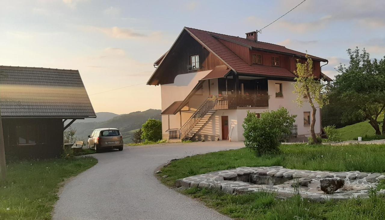 Apartmán Healing Farm Gorenja Vas  Exteriér fotografie